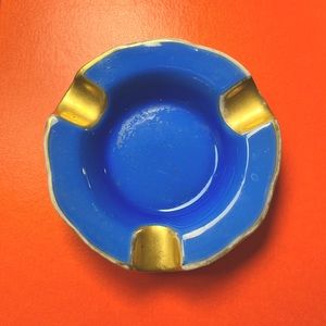 Antique Meissen ashtray